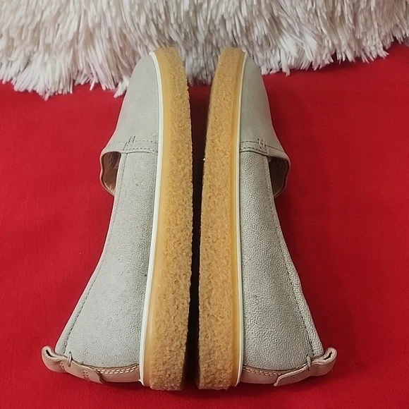 ECCO Women's Crepetray Slip on Loafer - Picture 7 of 9